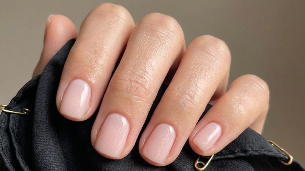 13 Nude Nail
