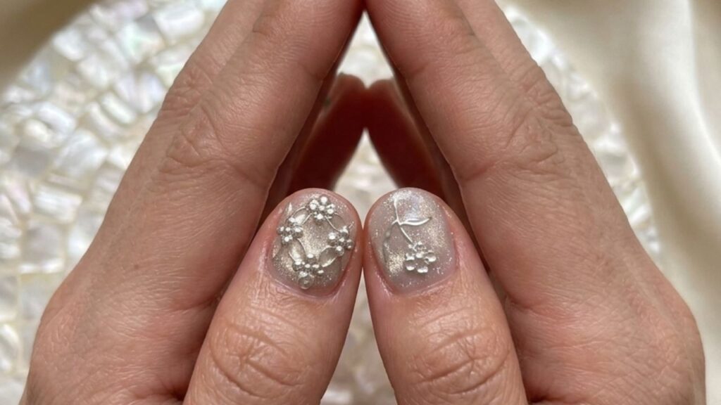 Pearl Petals, Molten