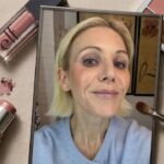 Makeup Artists Say These Are the Best Eyeshadows for Older Women